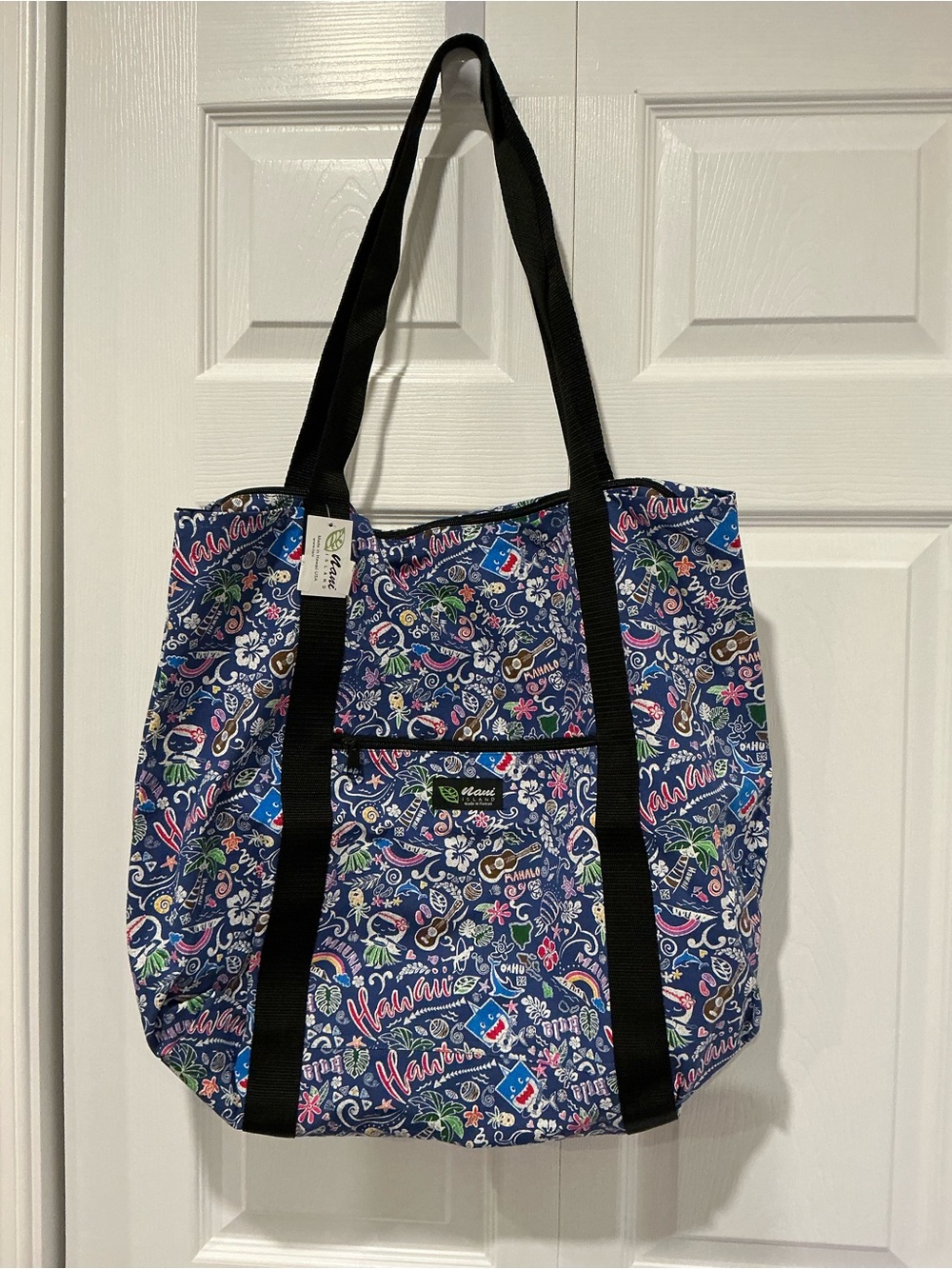 New with tags! Extra large Nani Island Tote - Made in Hawaii!